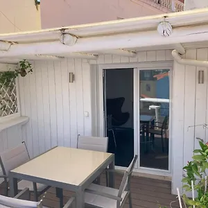 Fabulous T2 With Balcony In Rossio Appartement